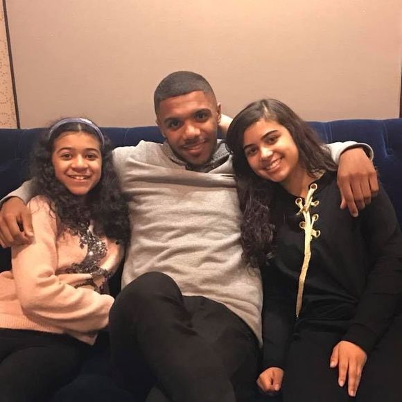 Meet your Posher, Huda - Picture 1 of 1